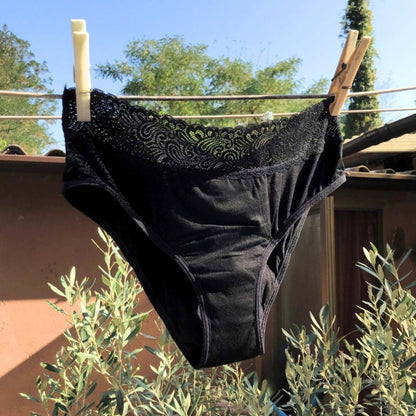 Culotte Menstruelle "Rebelle" Noire